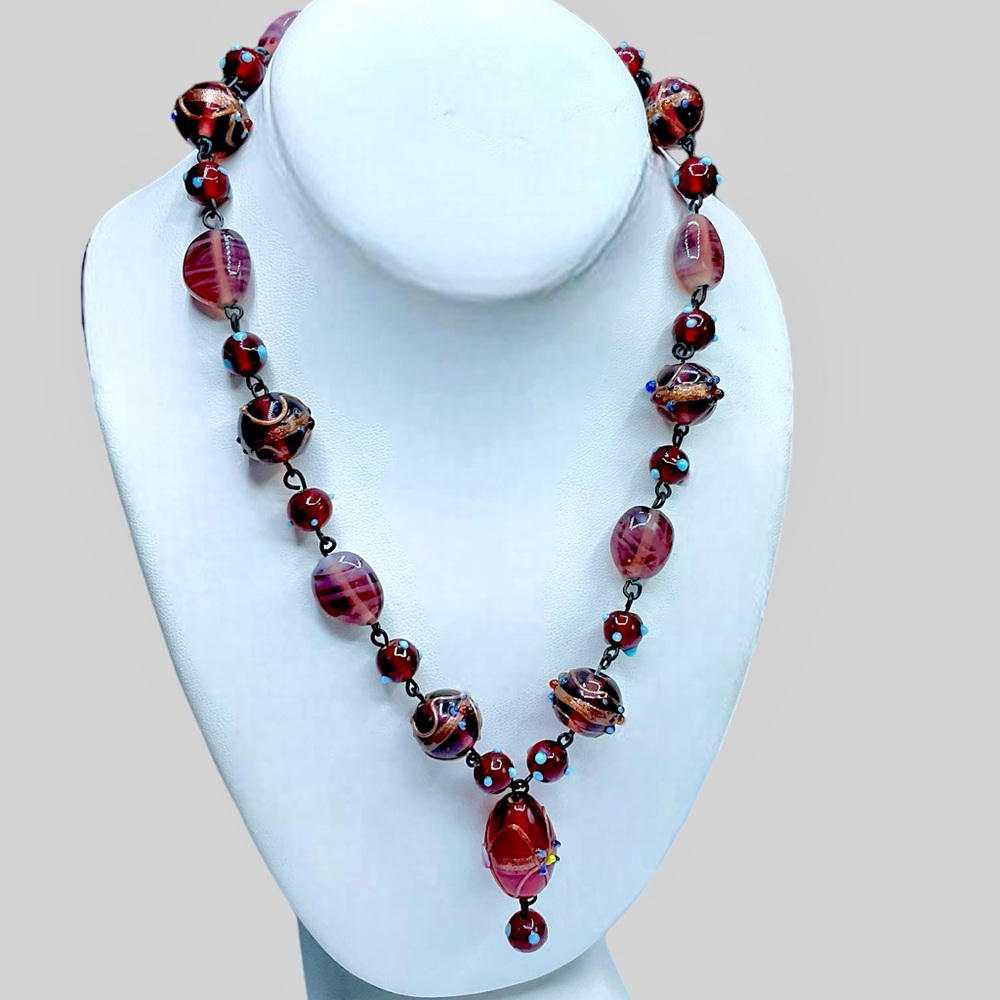 🌺Vintage Glass Wedding Cake Bead Necklace